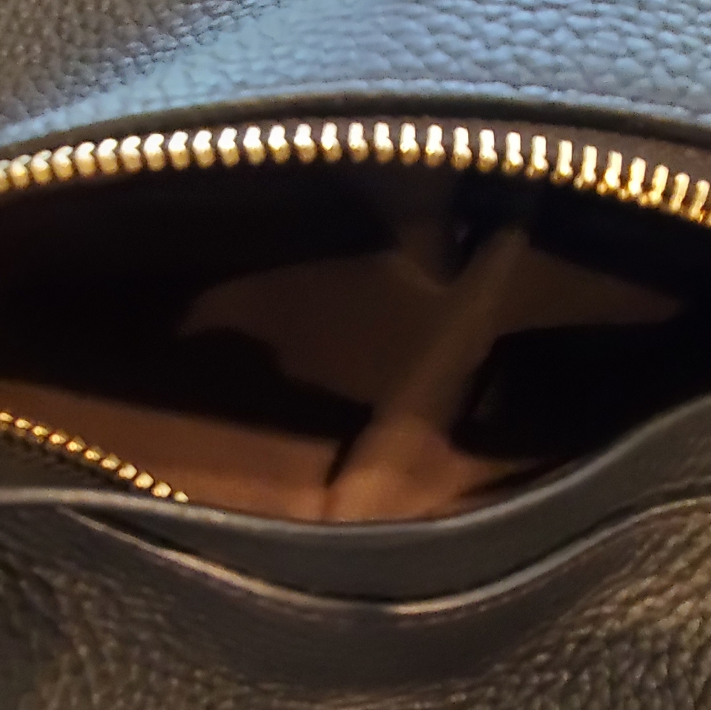 Gigi New York Satchel - Picture 8 of 8